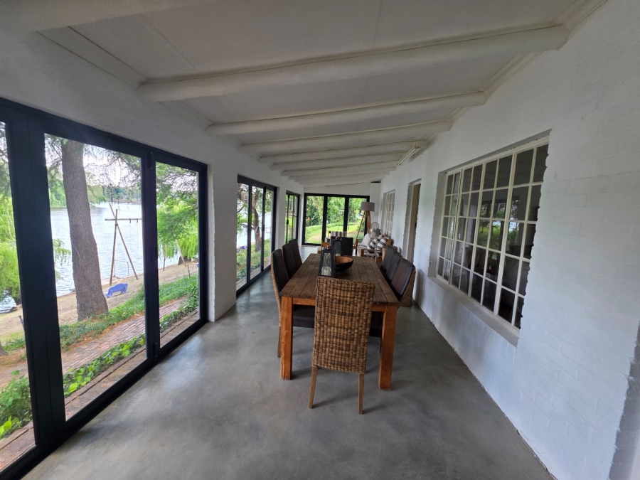 4 Bedroom Property for Sale in Lindequesdrif North West